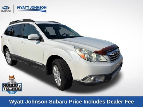 Used 2011 Subaru Outback 2.5i Limited AWD/4WD image 8