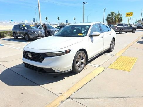 Used 2024 Honda Accord EX image 9