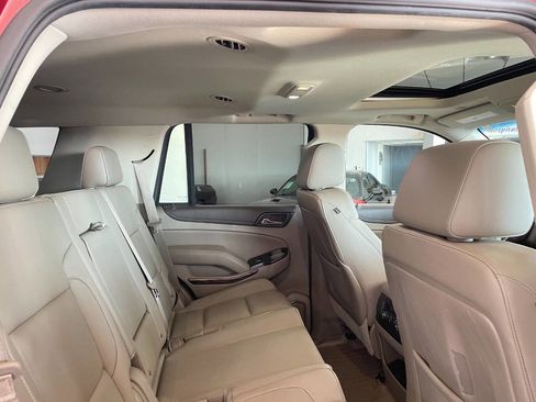 Used 2016 GMC Yukon SLT w/ HD Trailering Package image 28