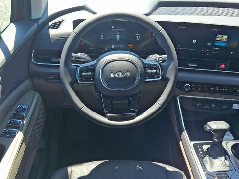 New 2026 Kia Carnival EX FWD image 7