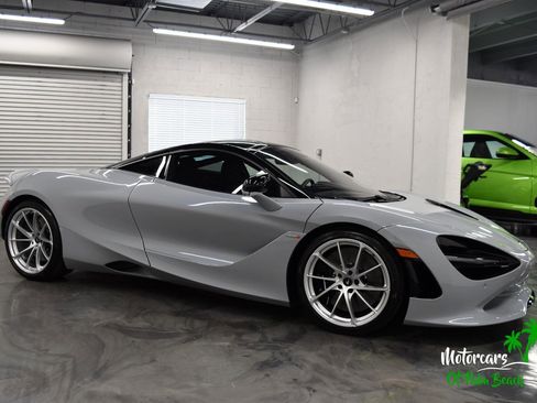 Used 2025 McLaren 750S image 19
