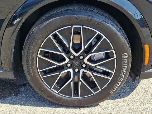 Used 2025 Ford Mustang Mach-E Premium AWD/4WD image 8
