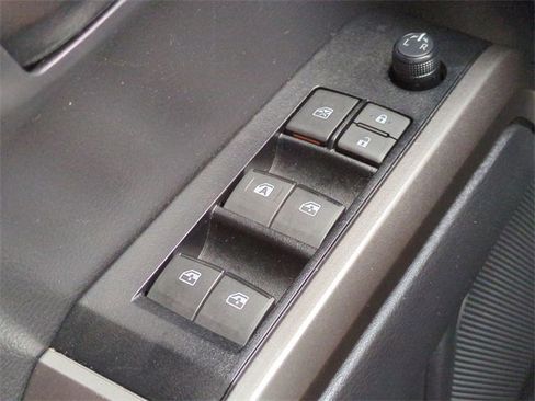 Used 2022 Toyota Tacoma SR5 image 22