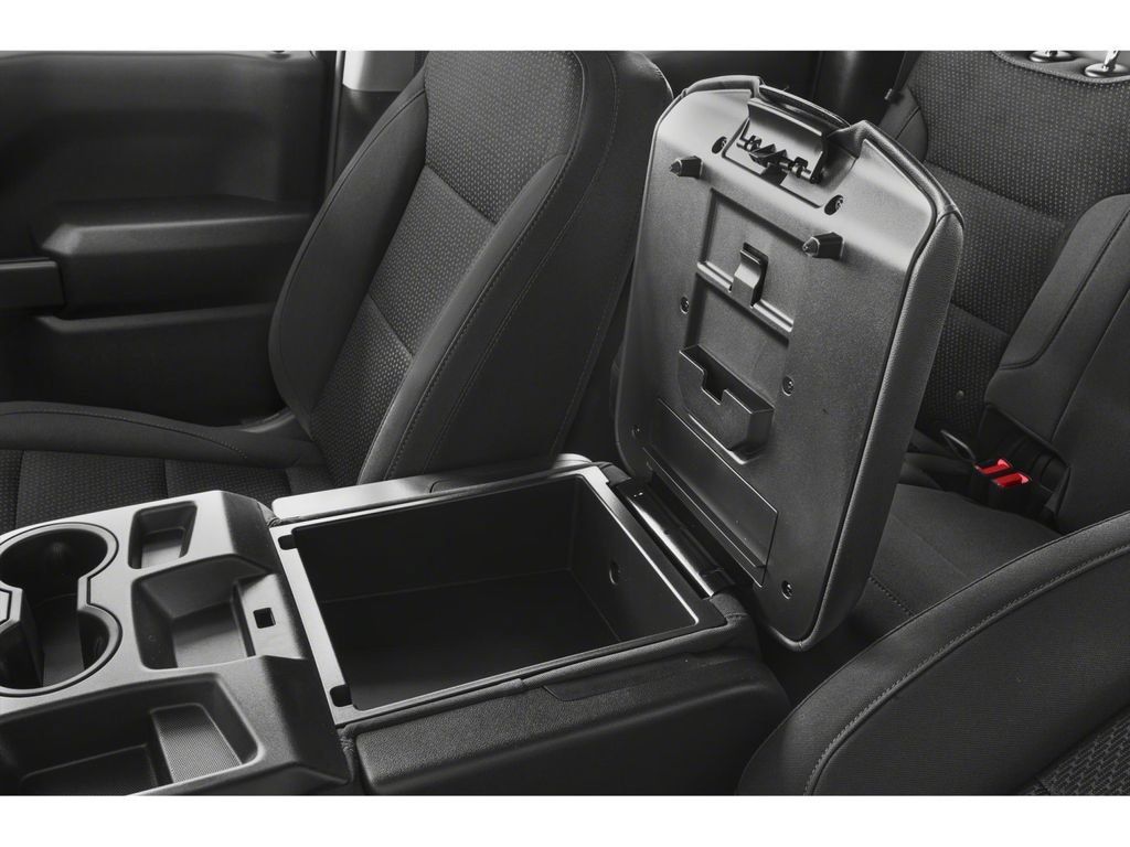 Used 2023 GMC Sierra 1500 Pro w/ Graphite Edition AWD/4WD image 9