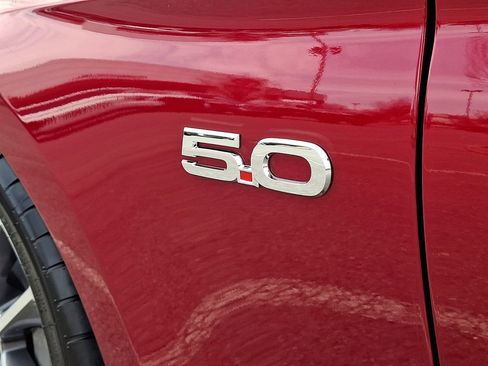 Used 2017 Ford Mustang GT Premium image 31