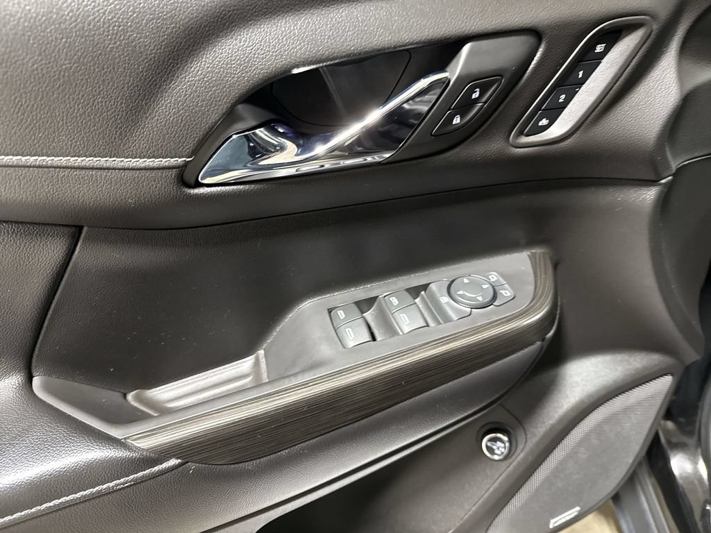 Used 2019 GMC Acadia SLT w/ LPO, Black Accent Package AWD/4WD image 20
