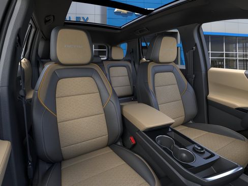 New 2026 Chevrolet Equinox ACTIV AWD/4WD image 16