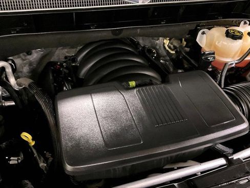 Used 2021 Chevrolet Silverado 1500 LTZ w/ Z71 Off-Road Package AWD/4WD image 31