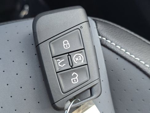 New 2026 Volkswagen Jetta SE image 27