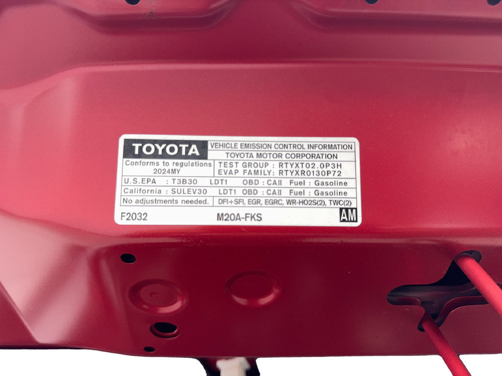 Used 2024 Toyota Corolla Cross XLE w/ Convenience Package AWD/4WD image 78
