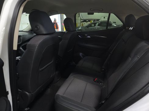 Used 2022 Buick Envision Preferred image 18