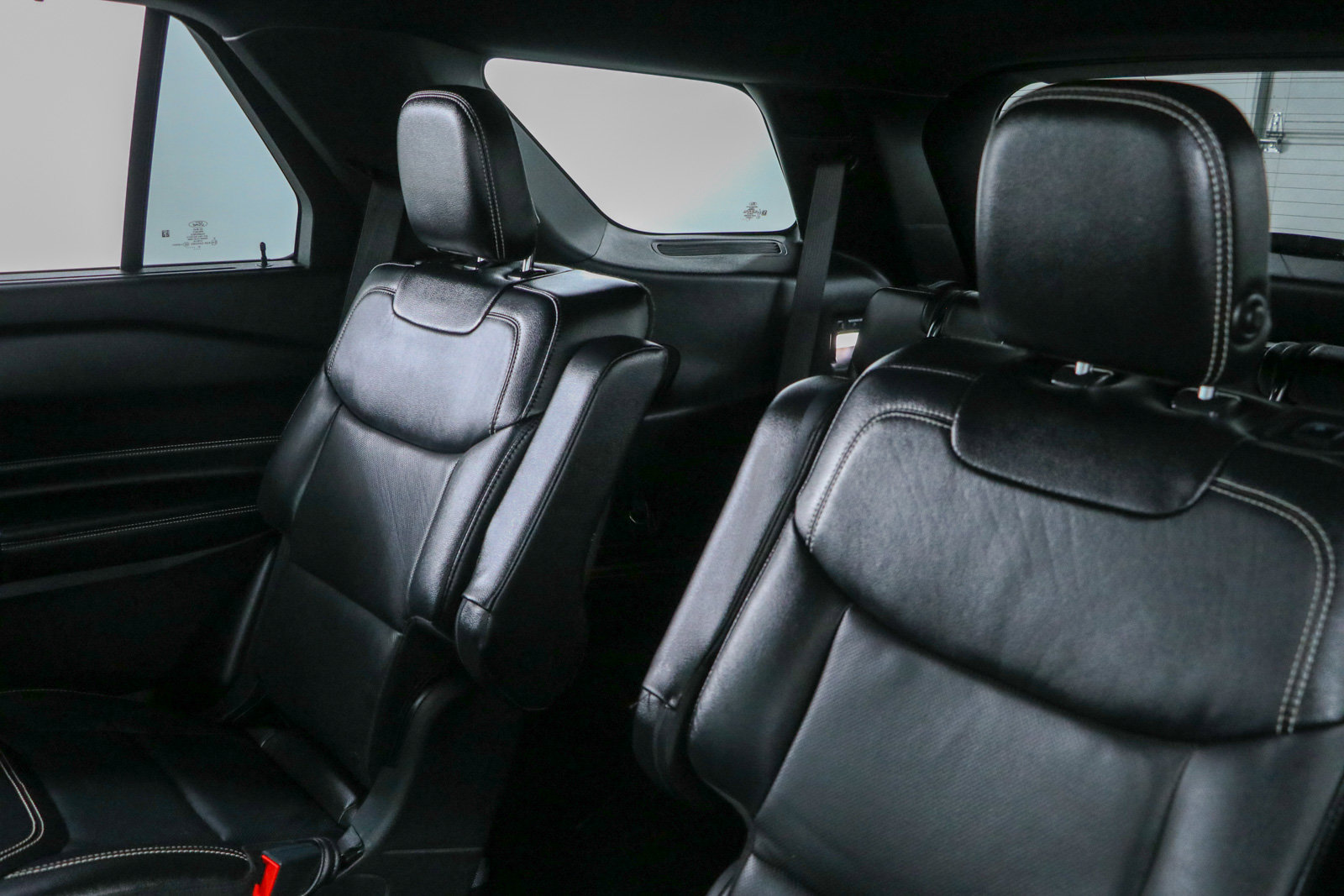 Used 2020 Ford Explorer ST w/ Premium Technology Package AWD/4WD image 25