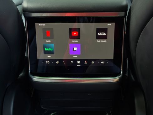 Used 2022 Tesla Model X AWD/4WD image 36
