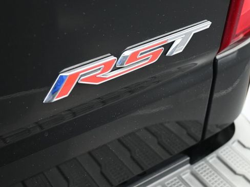 Used 2020 Chevrolet Silverado 1500 RST image 39