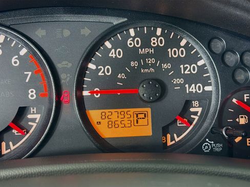 Used 2017 Nissan Frontier SV image 14