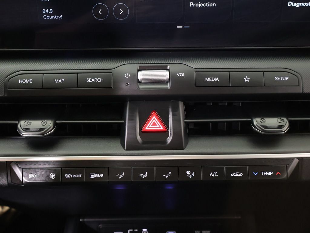 Certified 2025 Kia K4 FWD image 46