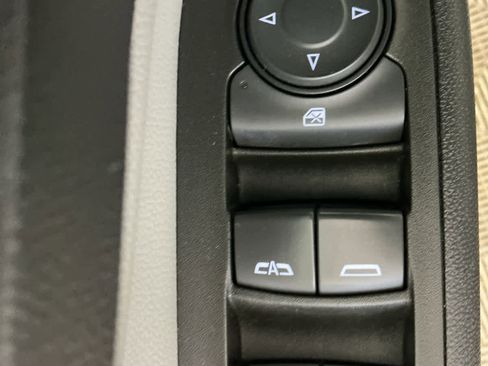 Used 2020 Chevrolet Equinox LS image 14