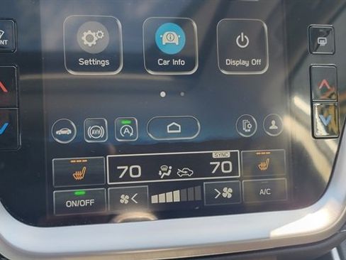 Used 2025 Subaru Outback Premium image 29