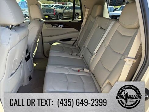 Used 2015 Cadillac Escalade Premium AWD/4WD image 27