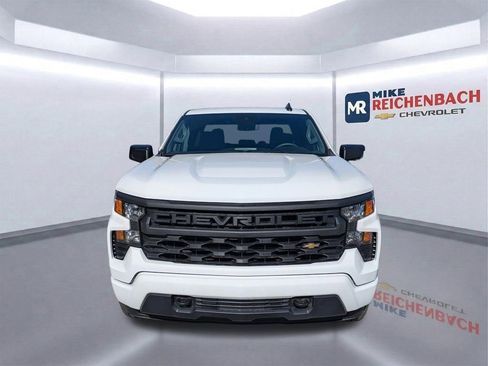 New 2026 Chevrolet Silverado 1500 Custom RWD image 10