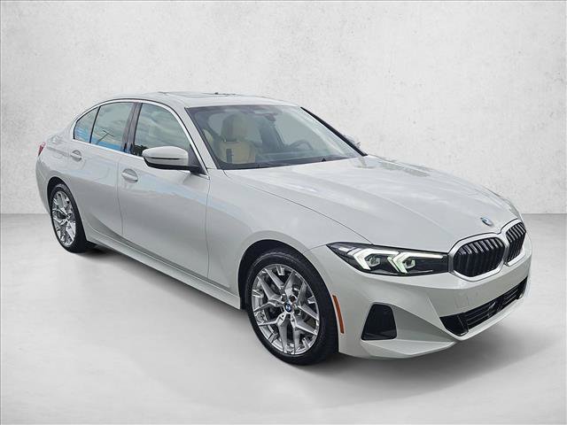 Certified 2025 BMW 330i Sedan RWD image 3