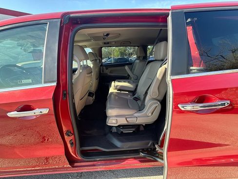 Used 2023 Honda Odyssey Touring image 25