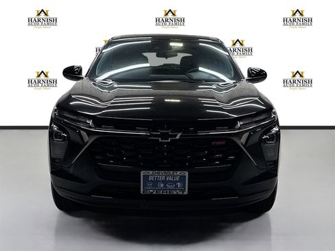 New 2026 Chevrolet Trax RS w/ Driver Confidence Package image 2