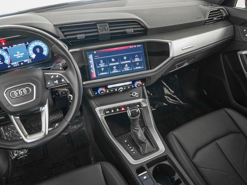 Used 2023 Audi Q3 2.0T Premium image 17