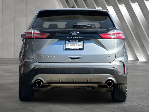 Used 2022 Ford Edge Titanium image 5