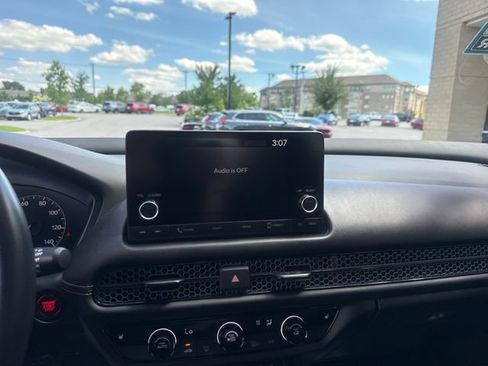 Certified 2024 Honda HR-V Sport image 14