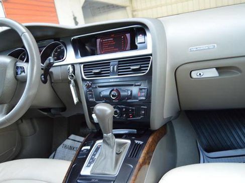 Used 2010 Audi A5 2.0T Premium image 20