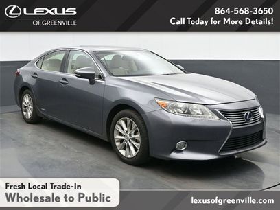 Used 2013 Lexus ES 300h w/ Luxury Pkg