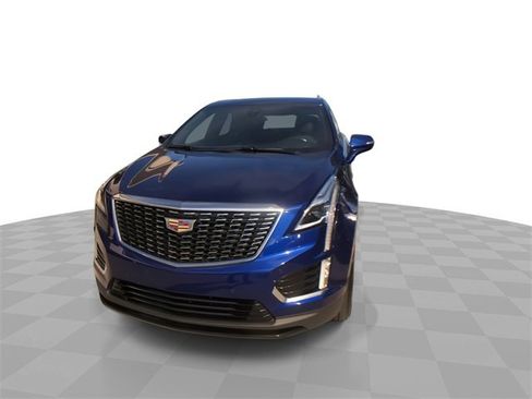 Certified 2023 Cadillac XT5 Luxury image 5