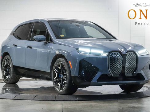 Used 2024 BMW iX xDrive50 w/ Sport Package AWD/4WD image 1