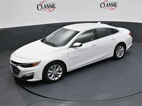 Used 2024 Chevrolet Malibu LT image 16