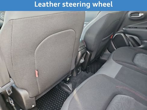 Used 2021 Jeep Renegade Trailhawk w/ Trailer Tow Group image 20