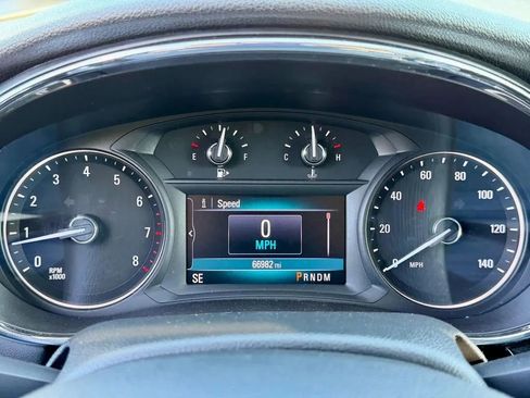 Used 2019 Buick Encore Sport Touring AWD/4WD image 21
