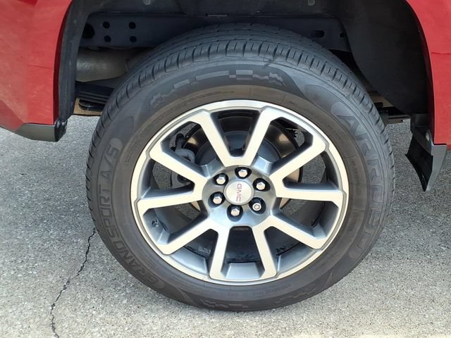 Used 2022 GMC Canyon Denali RWD image 14