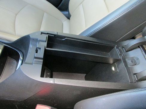 Used 2022 Chevrolet Equinox Premier image 34