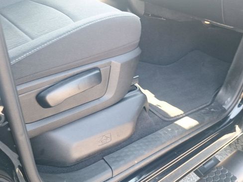 Used 2022 RAM 1500 Classic Warlock w/ Electronics Group AWD/4WD image 19