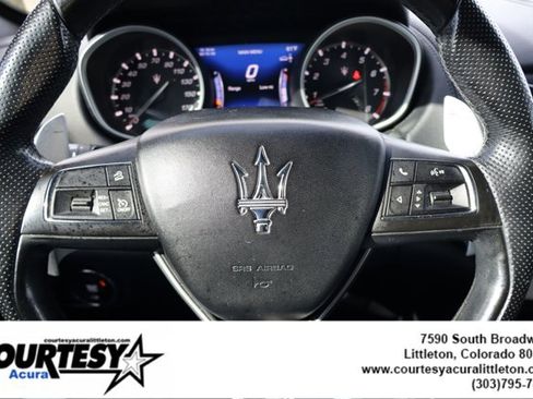 Used 2020 Maserati Levante S image 10