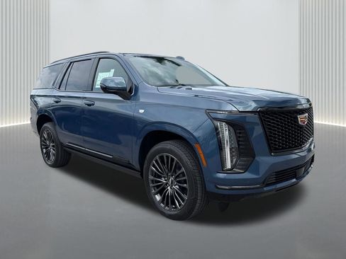 New 2026 Cadillac Escalade Platinum Sport AWD/4WD image 3