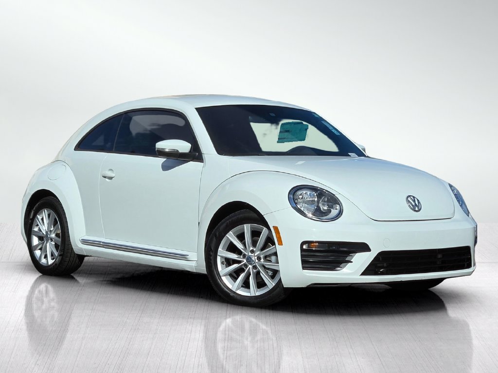 Used 2018 Volkswagen Beetle 2.0T S FWD image 2
