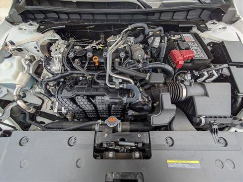 Used 2025 Nissan Altima 2.5 SV image 22