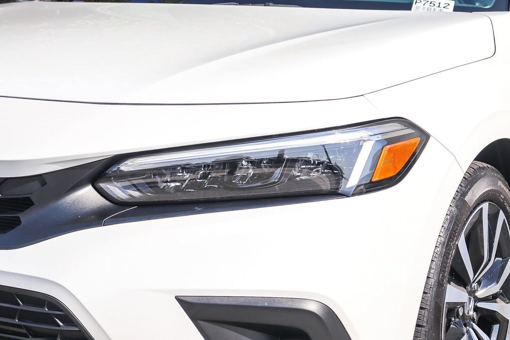 Used 2023 Honda Civic EX-L image 4