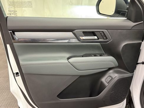 New 2026 GMC Terrain AT4 w/ LPO, Black Badging Package image 25