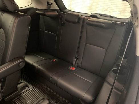 Used 2022 Toyota Highlander XLE image 21