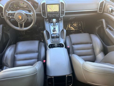 Used 2016 Porsche Cayenne S AWD/4WD image 25