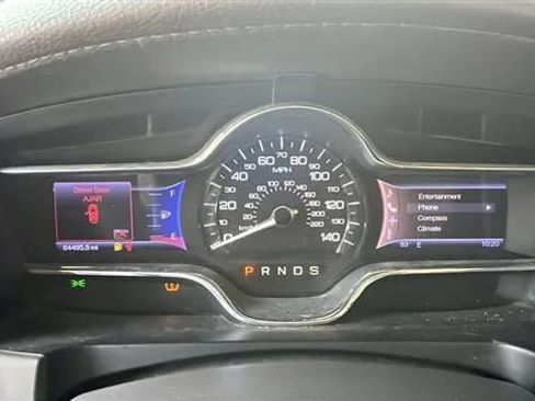 Used 2013 Lincoln MKS FWD image 7