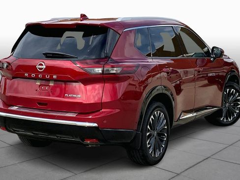 Used 2024 Nissan Rogue Platinum w/ Platinum Premium Package image 13
